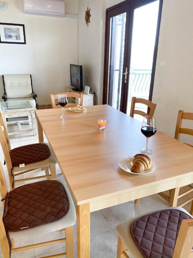 Seaview & Beachfront Apartments Jakov Donji Okrug  Ngoại thất bức ảnh