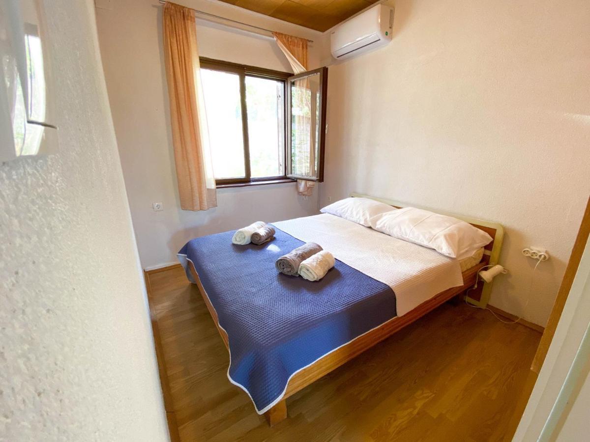 Seaview & Beachfront Apartments Jakov Donji Okrug  Ngoại thất bức ảnh