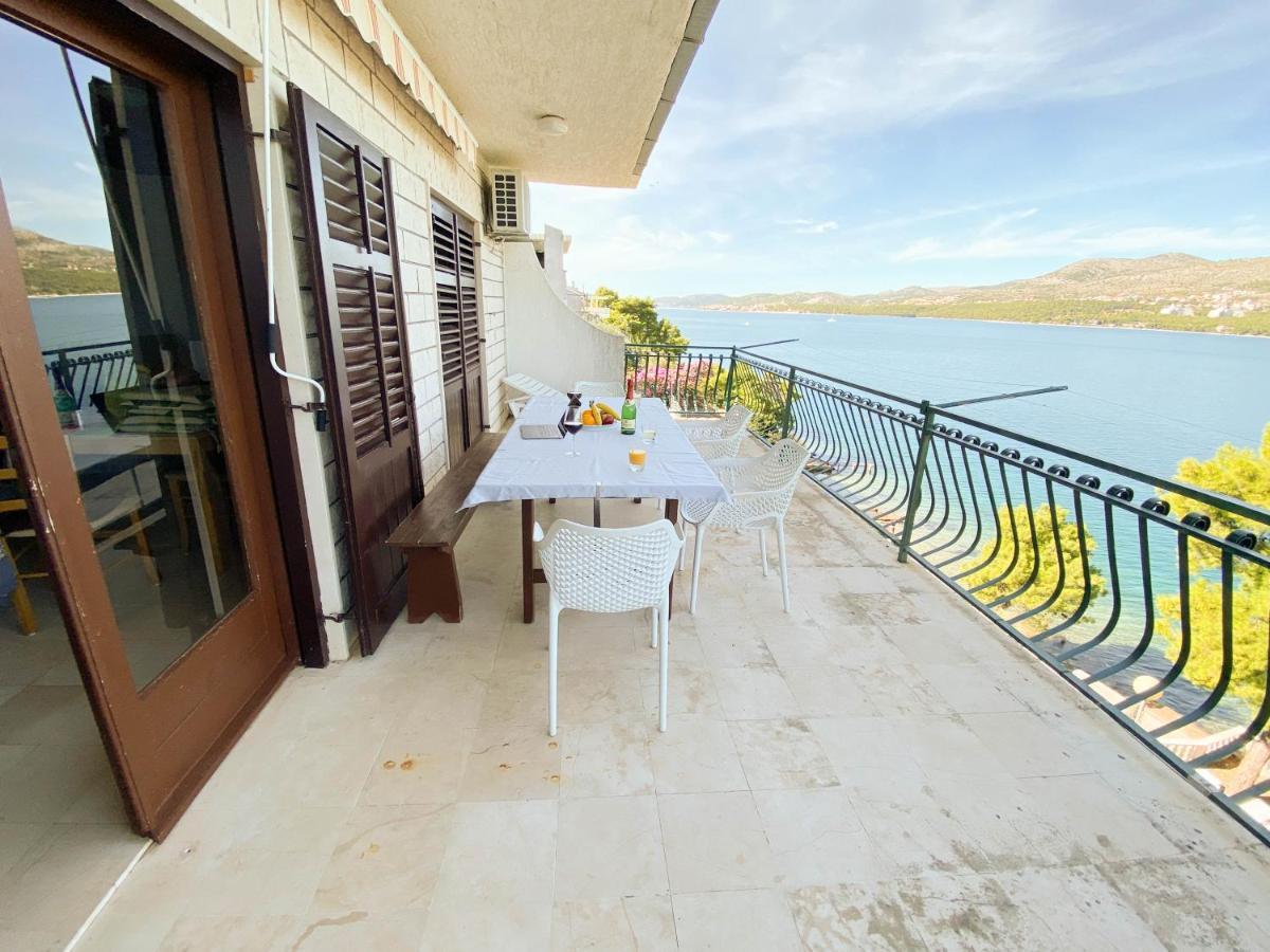 Seaview & Beachfront Apartments Jakov Donji Okrug  Ngoại thất bức ảnh