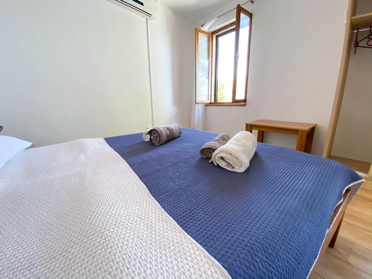 Seaview & Beachfront Apartments Jakov Donji Okrug  Ngoại thất bức ảnh